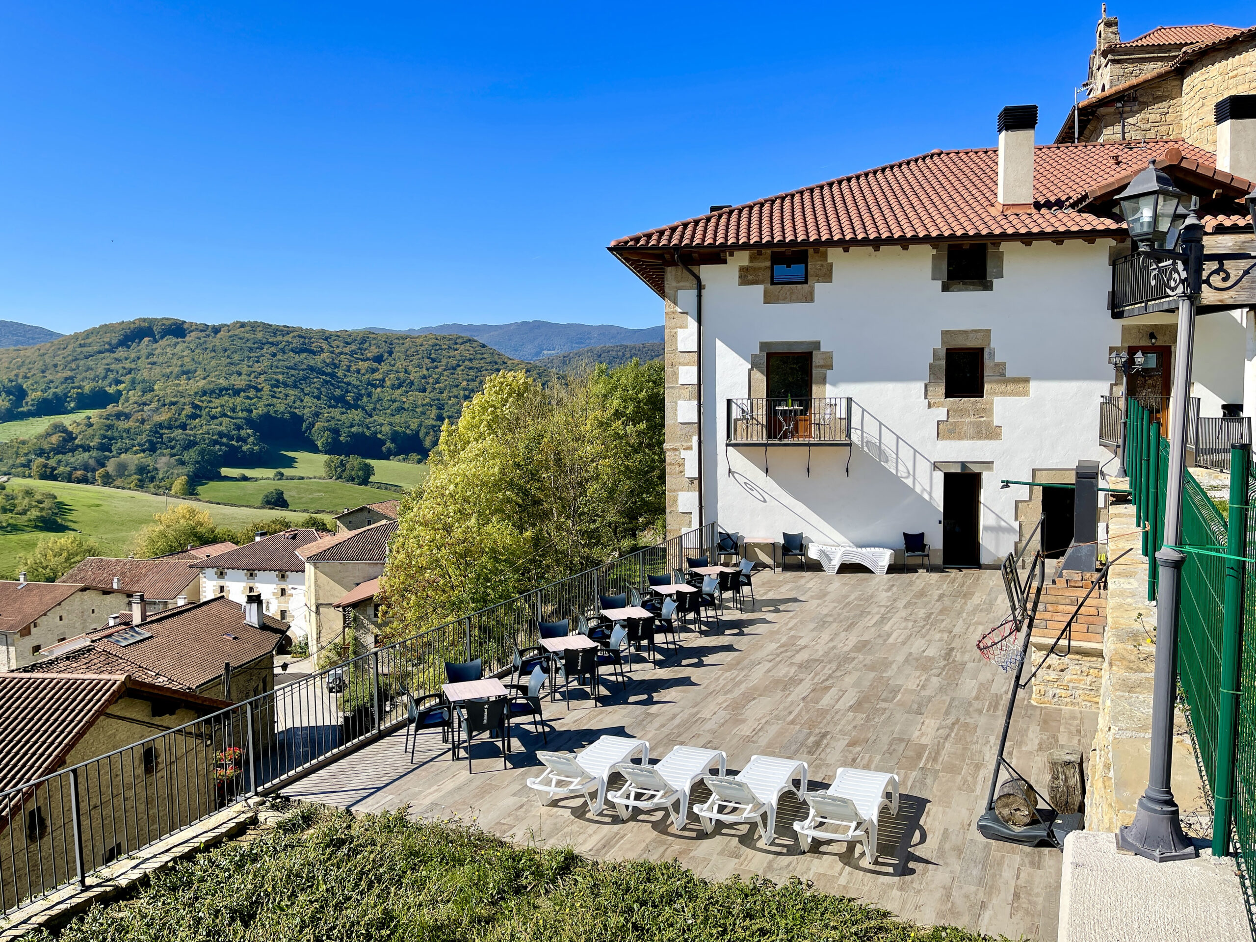 Tarifas y Reservas del alojamiento rural Palacio de Aralar, Navarra